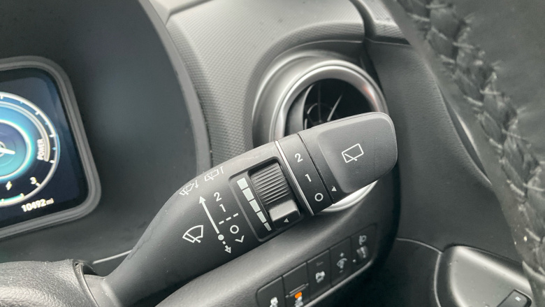 Hyundai KONA 100kW SE Connect 39kWh 5dr Auto Electric Hatchback